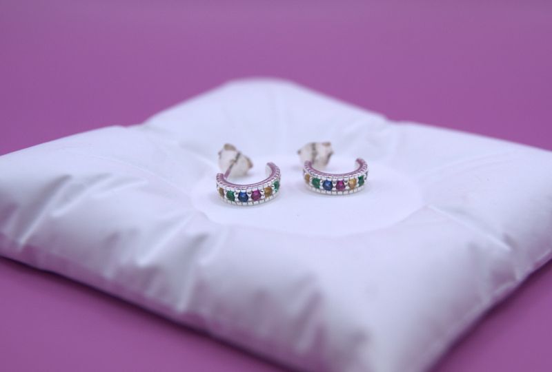 Silver Multicolor Half Hoop Øredobber