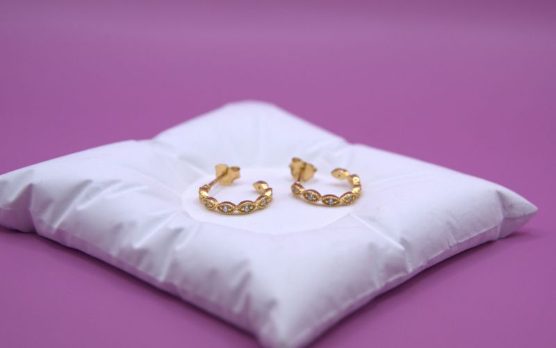 Golden Twisted Half Hoop Øredobber